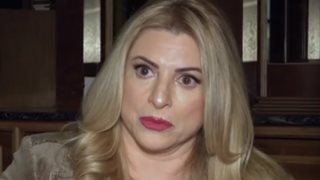 Χριστίνα Πολίτη: &quot;Στον πρώτο μου γάμο είχα 4 καλεσμένους και στον δεύτερο 6&quot;