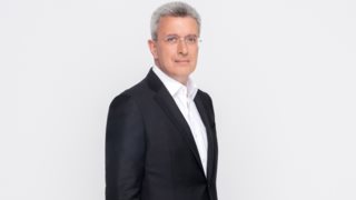 Ποιον δημοφιλή παρουσιαστή υποδέχεται αυτή την εβδομάδα ο Νίκος Χατζηνικολάου;