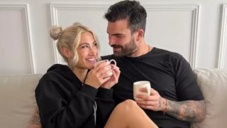 Η Ιωάννα Τούνη για camping με τον Δημήτρη Αλεξάνδρου &amp; τον γιο τους, Πάρη