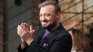 Πλήρης ικανοποίηση από ΣΚΑΪ για Χρήστο Φερεντίνο - Οι επόμενοι καλεσμένοι της εκπομπής του