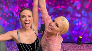 Η Αλεξάνδρα Παναγιώταρου με το βραβείο του J2US στα χέρια - Το μήνυμά της μετά τη νίκη