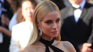 Δούκισσα Νομικού, Βίκυ Καγιά, Τόνια Σωτηροπούλου | Τα glam χτενίσματά τους στο 77ο Φεστιβάλ Καννών