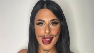 Κόλαφος η Σούπερ Κική για την Κατερίνα Καινούργιου: "Απαιτώ να μου ζητήσει συγγνώμη"