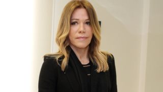 Η Μαριάννα Λάτση με total black εμφάνιση σε εγκαίνια έκθεσης