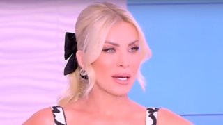 Κατερίνα Καινούργιου: "Μας έστελναν μηνύματα για δουλειά και μετά έβγαιναν σε ανταγωνιστικές εκπομπές και έλεγαν ό,τι χειρότερο"