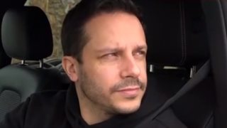 Δημήτρης Μακαλιάς: &quot;Η Μπέττυ είναι κεντρική παρουσιάστρια, ο κύριος Παπανώτας κάθεται σε πάνελ - Σίγουρα δεν είναι στην ίδια θέση&quot;