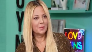 Νάνσυ Ζαμπέτογλου: "Εδώ είμαστε σε δύσκολη θέση, προσπαθούμε να είμαστε χαρούμενοι"