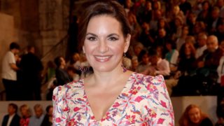 Η Όλγα Κεφαλογιάννη αγκαλιά με τη βαφτιστήρα της | Ο προορισμός που επέλεξαν για το Σαββατοκύριακο