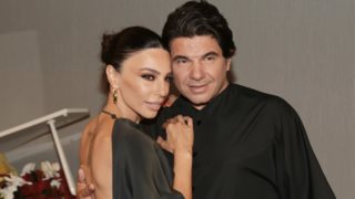 16 χρόνια πριν: Όταν η εγκυμονούσα Κέλλυ Κελεκίδου παντρεύτηκε τον Νίκο Κουρκούλη με κουμπάρα την Ελένη Μενεγάκη