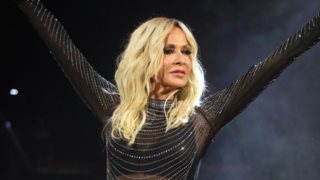 Ο χορός της Άννας Βίσση με την Kim Cattrall κάτω από τον ήλιο