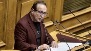 Σπύρος Μπιμπίλας: "Δεν είμαι ο πρώτος gay που μπήκε στη Βουλή, υπάρχουν πολλοί βουλευτές"