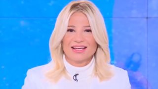 Φαίη Σκορδά σε Κωνσταντίνο Αργυρό: "Θα έπρεπε να ντρέπεσαι"