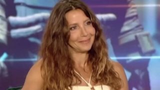 Αίθρα Λυκουρέζου: &quot;Επτά χρόνια που λείπει η μητέρα μου, δεν μπορούσα να μπω σε θέατρο, με έπνιγε&quot;