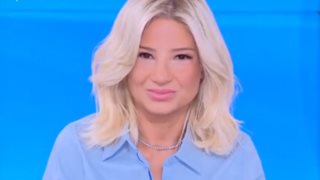 Η απίστευτη ατάκα της Φαίης Σκορδά στον αέρα για τον Πασχάλη