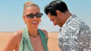 Full in love! Το τρυφερό φιλί της Γαρυφαλλιάς Καληφώνη με τoν Χρήστο Μάστορα σε κοινή θέα