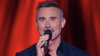 Ο Γιώργος Καπουτζίδης επέστρεψε στο &quot;The Voice&quot; με επική αναφορά στον Γιώργο Λιανό