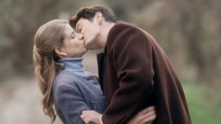 Μόνο στο Yupiii! Άγριες Μέλισσες: Επιτέλους η Δρόσω με τον Κωνσταντή παντρεύονται!