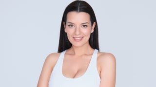 Η Νικολέττα Ράλλη μαγειρεύει ό,τι έχει στο ψυγείο της σε μία απολαυστική συνταγή