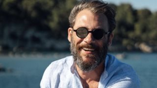 Κόλαφος ο Αντίνοος Αλμπάνης για τη Ζήνα Κουτσελίνη: "Δεν είχες να φας χάμπουργκερ γιατί τότε υπήρχε μόνο η μπομπότα"