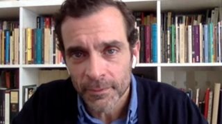 Καταπέλτης ο Κωνσταντίνος Μαρκουλάκης στον αέρα του MEGA