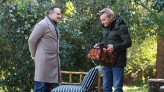 Τα πρώτα πλάνα από τα γυρίσματα του "Ούτε γάτα, ούτε ζημιά"