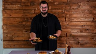 Kantina by Stavros Varthalitis: Το πρώτο concept του Σταύρου Βαρθαλίτη είναι ghost kitchen και μόλις άνοιξε!