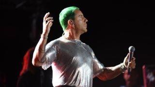 Ο Γιώργος Μαζωνάκης ξεσήκωσε την Πάτρα με τη "ΜΑΖΩΞΗ" | Δείτε φωτογραφίες