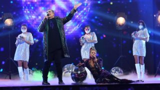 J2US | Επική εμφάνιση για τον Λουδάρο ως Verka Serduchka