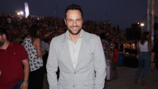 Μέμος Μπεγνής: "Έτσι έρχεται η κατάθλιψη και τα ψυχοφάρμακα"