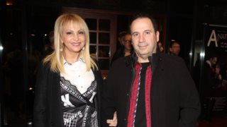 Η Τέτα Καμπουρέλη σπάει τη σιωπή της για τις φήμες διαζυγίου από τον Βασίλη Γκουρούση