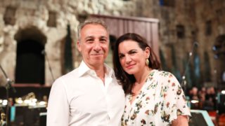 Όλγα Κεφαλογιάννη &amp; Μίνως Μάτσας | Πιασμένοι χέρι-χέρι στο Ηρώδειο!