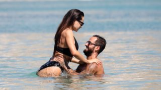 Η Μαρία Αντωνά &amp; ο Άρης Σοϊλέδης full in love στη Μύκονο | Δείτε τα τρυφερά στιγμιότυπα