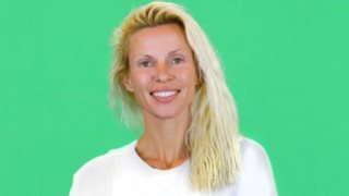 Η Ασημίνα Ιγγλέζου &amp; η σέξι φωτογράφιση της που έγινε viral