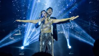 Λαμπερή πρεμιέρα για τον Σάκη Ρουβά και την Έλλη Κοκκίνου στη Θεσσαλονίκη