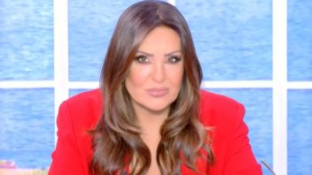 Ναταλία Γερμανού: "Ζηλεύω τον Μάνο Νιφλή για τον ίδιο λόγο που ζηλεύω τον Καπουτζίδη"