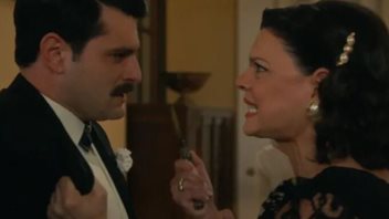 "Μου κόπηκε η ανάσα" | Αποθεώθηκε η Μαρίνα Ασλάνογλου για την ερμηνεία της στο "Porto Leone"