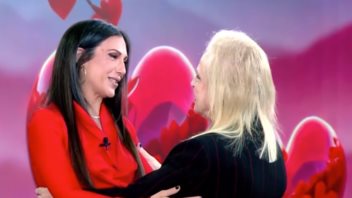 Η Ανθή Βούλγαρη γιόρτασε τα γενέθλιά της on air - Οι ευχές της Φουρέιρα και η έκπληξη της Ματίνας Παγώνη