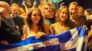 Η Καλομοίρα τα "έσπασε" στη συναυλία της Αναστασίας στη Νέα Υόρκη