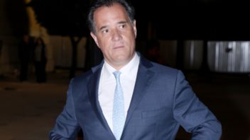 Ο Άδωνις Γεωργιάδης γιορτάζει τα γενέθλιά του - Η τρυφερή αναφορά στην Ευγενία Μανωλίδου