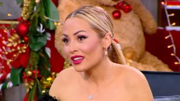 Ελένη Βουλγαράκη: "Δεν θέλω σόνι και ντε να βάλω νυφικό. Πορευόμαστε μαζί"