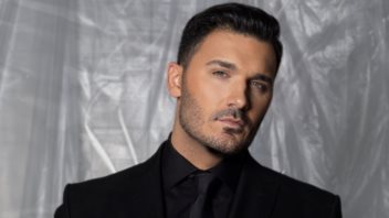 Ο Βασίλης Οικονόμου με νέο τραγούδι και εκρηκτική συνεργασία