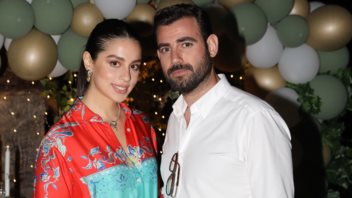 Ο Νίκος Πολυδερόπουλος απαθανατίζει τη Βαλασία Συμιακού σε προχωρημένη εγκυμοσύνη