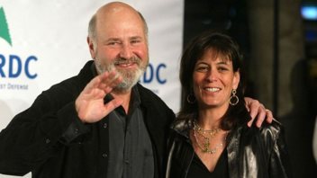 Νεκροί βρέθηκαν ο σκηνοθέτης του Χόλιγουντ Rob Reiner και η σύζυγός του Μιchelle στο σπίτι τους στο Λος Άντζελες.