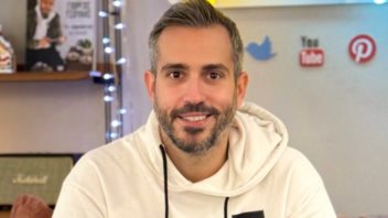 Ο Γιώργος Τσούλης έγινε πατέρας για δεύτερη φορά - Η πρώτη φωτογραφία του νεογέννητου