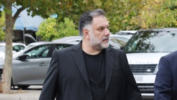 Γρηγόρης Αρναούτογλου: "Ο Γιώργος Παπαδάκης δεν είχε το τηλεοπτικό τέλος που ήθελε. Είναι σοβαρό το θέμα"