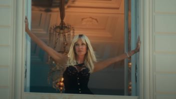 &quot;Είχα τραγουδήσει µαζί με την Άννα Βίσση, για μένα είναι idol&quot;