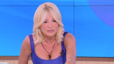 Φαιη Σκορδα: &quot;Με παιρνουν καθε μερα και με ρωτανε για την προσωπικη μου ζωη&quot;