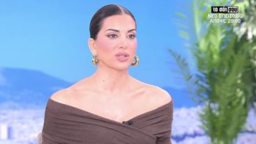 Σταματινα Τσιμτσιλη: "Μου εκανε μεγαλη εντυπωση το οτι δεν ηταν η Αννα Λιβαθυνου σημερα εκει"