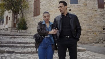 Η γη της Ελιας | Ο Παυλης διασωληνωνεται &amp; μια νεα αστυνομικος παιρνει τη θεση του Κουρακου!