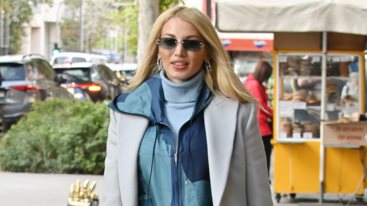 Η Κωνσταντινα Σπυροπουλου σε καθημερινα στιγμιοτυπα